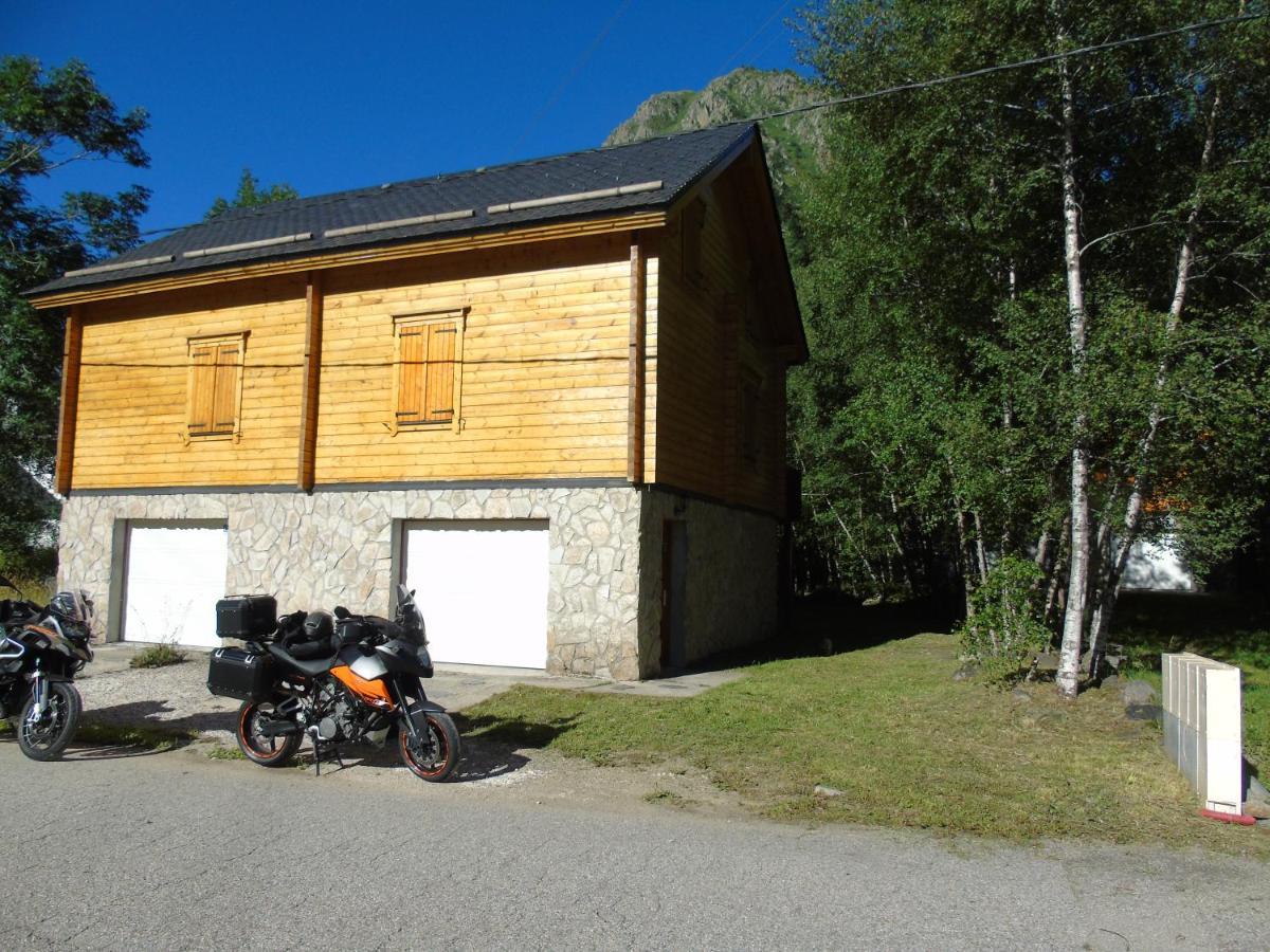 Chalet Bois Au Milieu Des Pyrenees LʼHospitalet-près-lʼAndorre Buitenkant foto